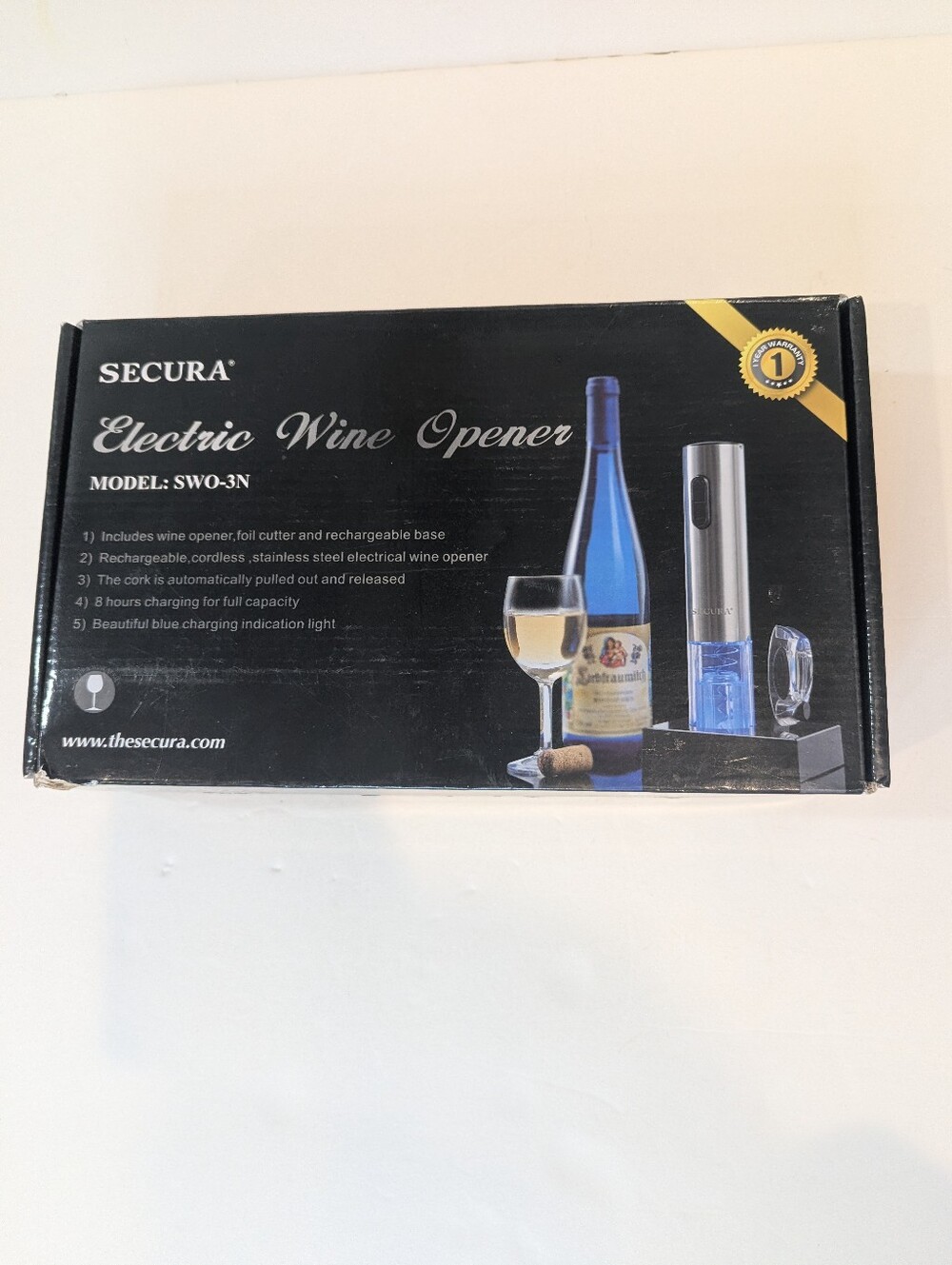 New In Box Secura Electric Wine Opener Automatic Bottle Opener